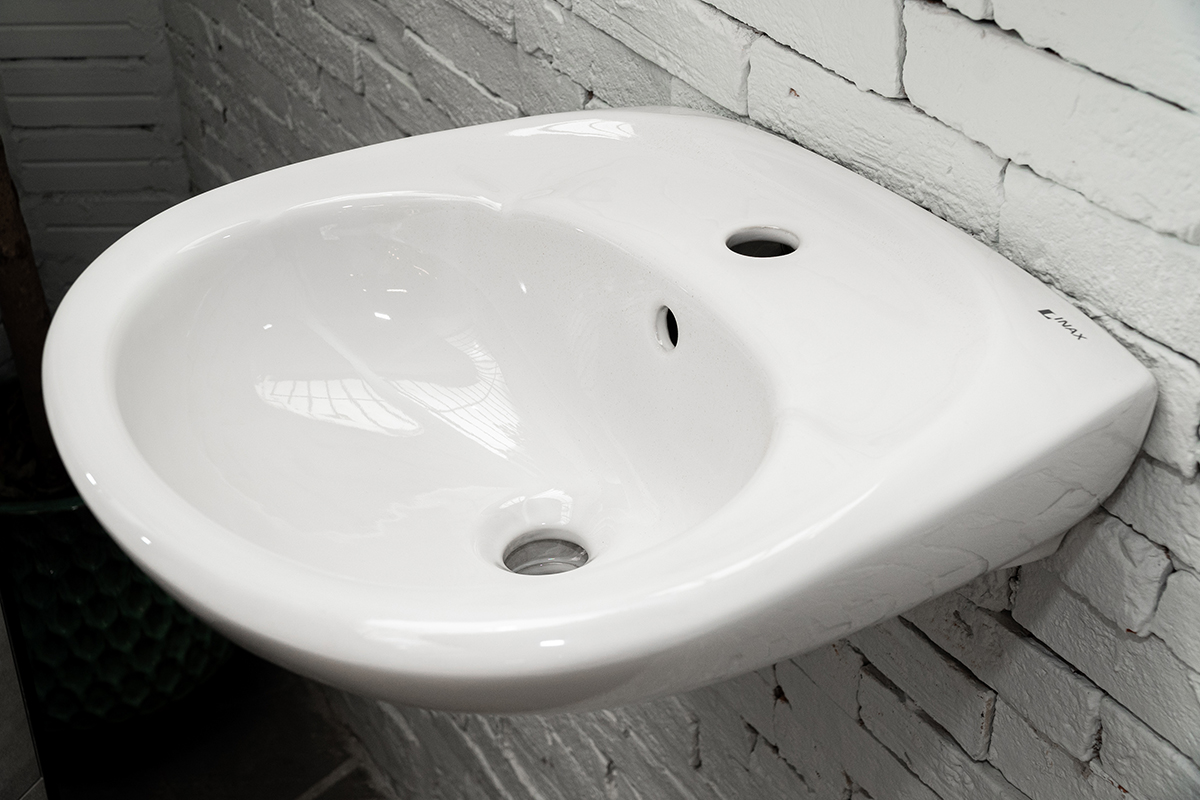 Chậu rửa lavabo treo tường INAX L-284V (L284V) (L-284VFC)